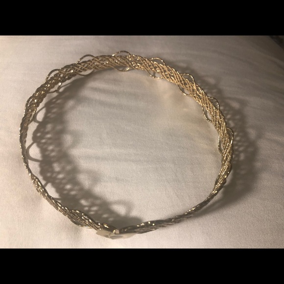 Gold color choker necklace - Picture 5 of 6